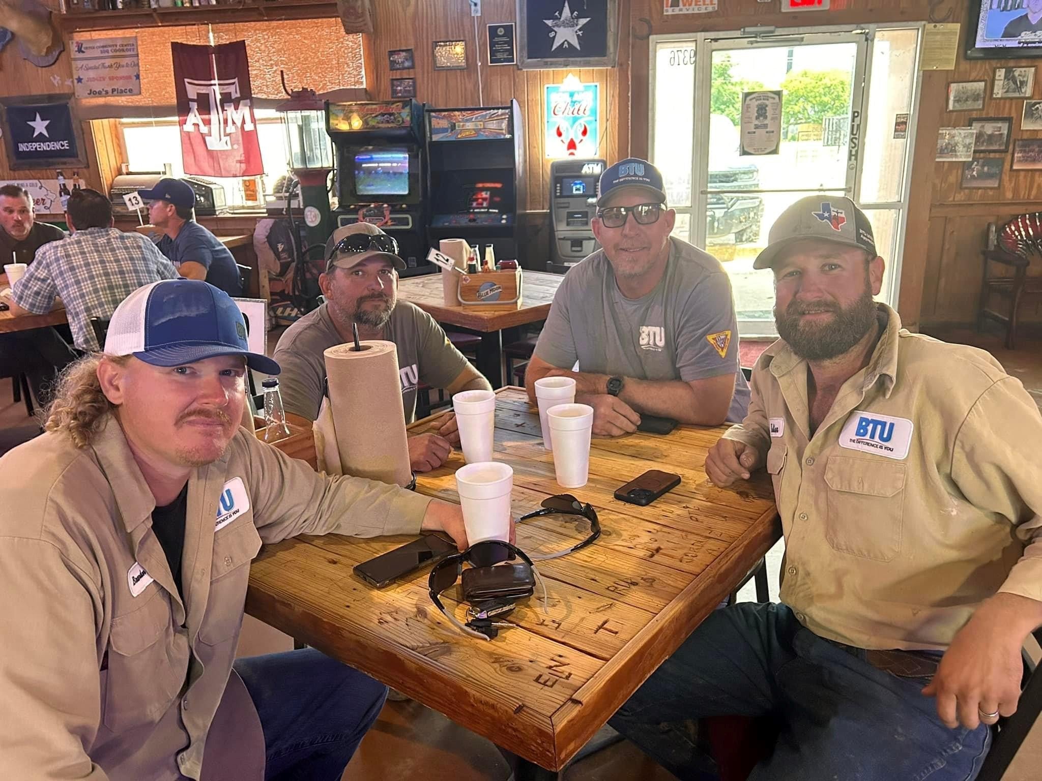 BTU Lineman eating at Joe's Place