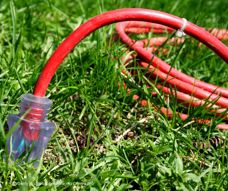 Outdoor-rated extension cord
